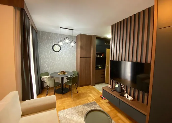 Zlatiborski Konaci * زلاتيبور