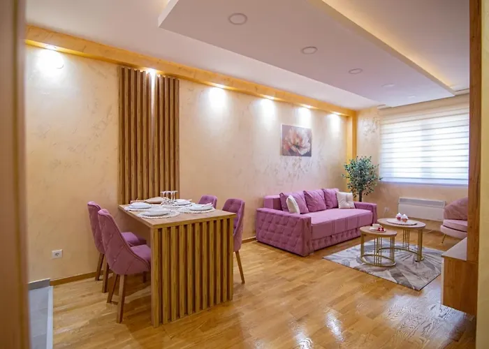 Zlatiborski Konaci زلاتيبور