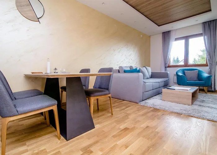 Zlatiborski Konaci * زلاتيبور