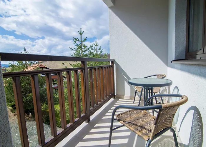 Zlatiborski Konaci * زلاتيبور